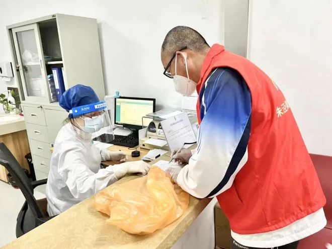 南宁24小时高价回收医保(24小时高价回收医保医保套出)